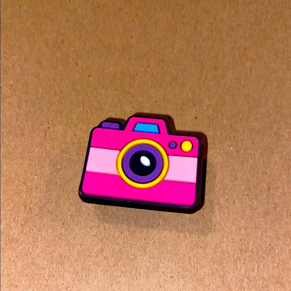 🐊6/$12🐊 Retro 90s Camera Croc Charm